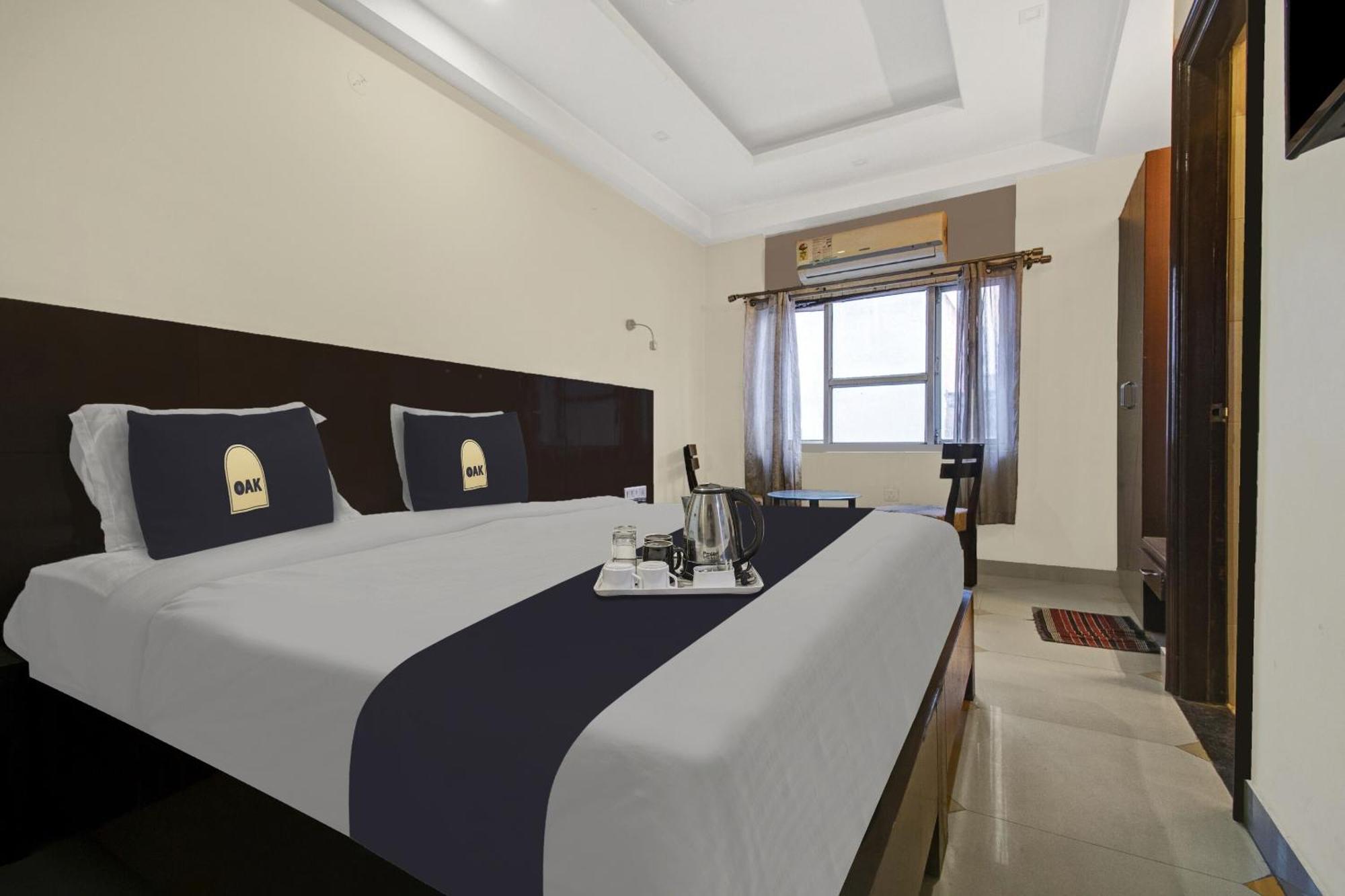 Townhouse Oak Hotel Heritage Heights ชัยปุระ ภายนอก รูปภาพ